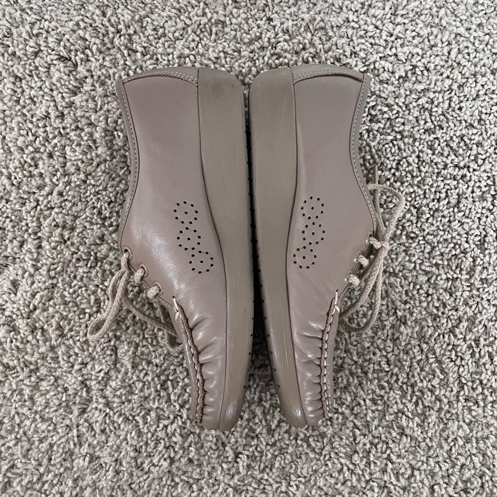 SAS Siesta Lace Up Moccasin Shoes Mocha Comfort Oxford Classic Office Size 4.5 M - Picture 8 of 16